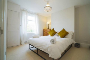 Dane Road - Stylish four bedroom home near Margate Old Town